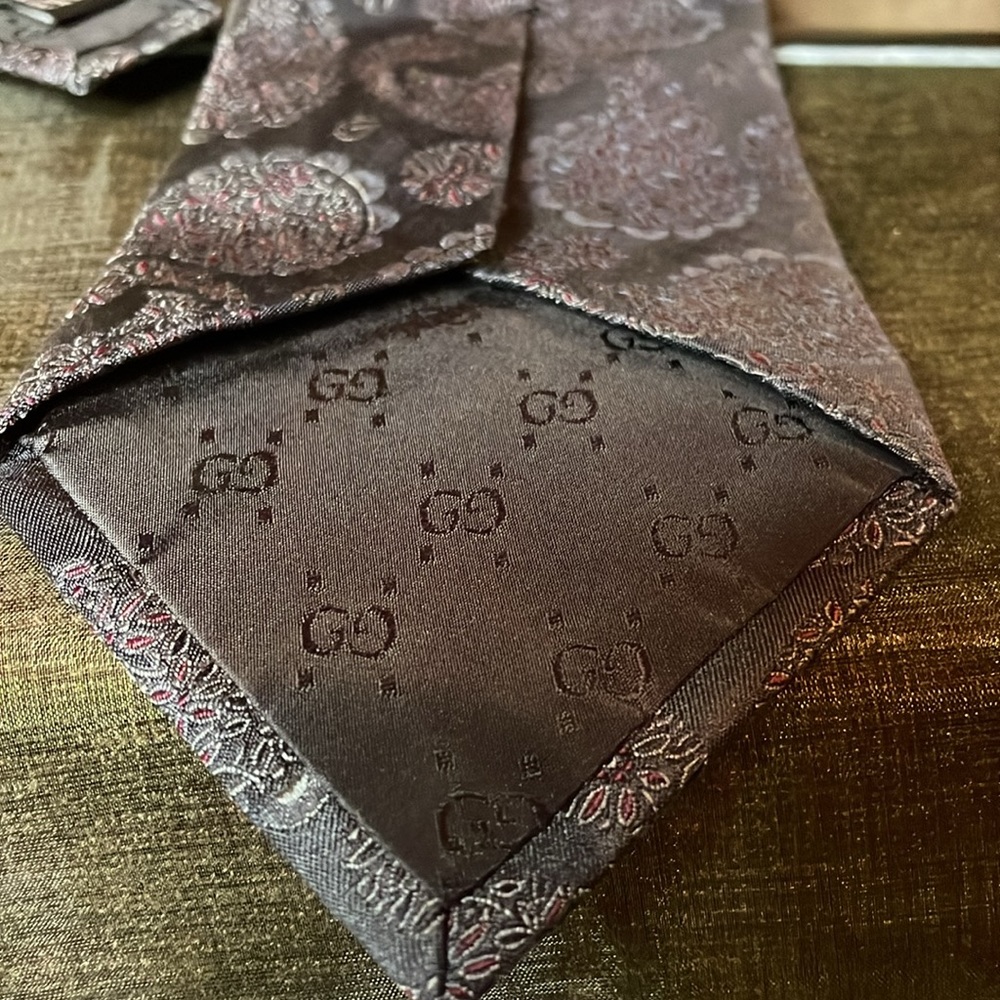100% silk Gucci men’s tie - Picture 5 of 6